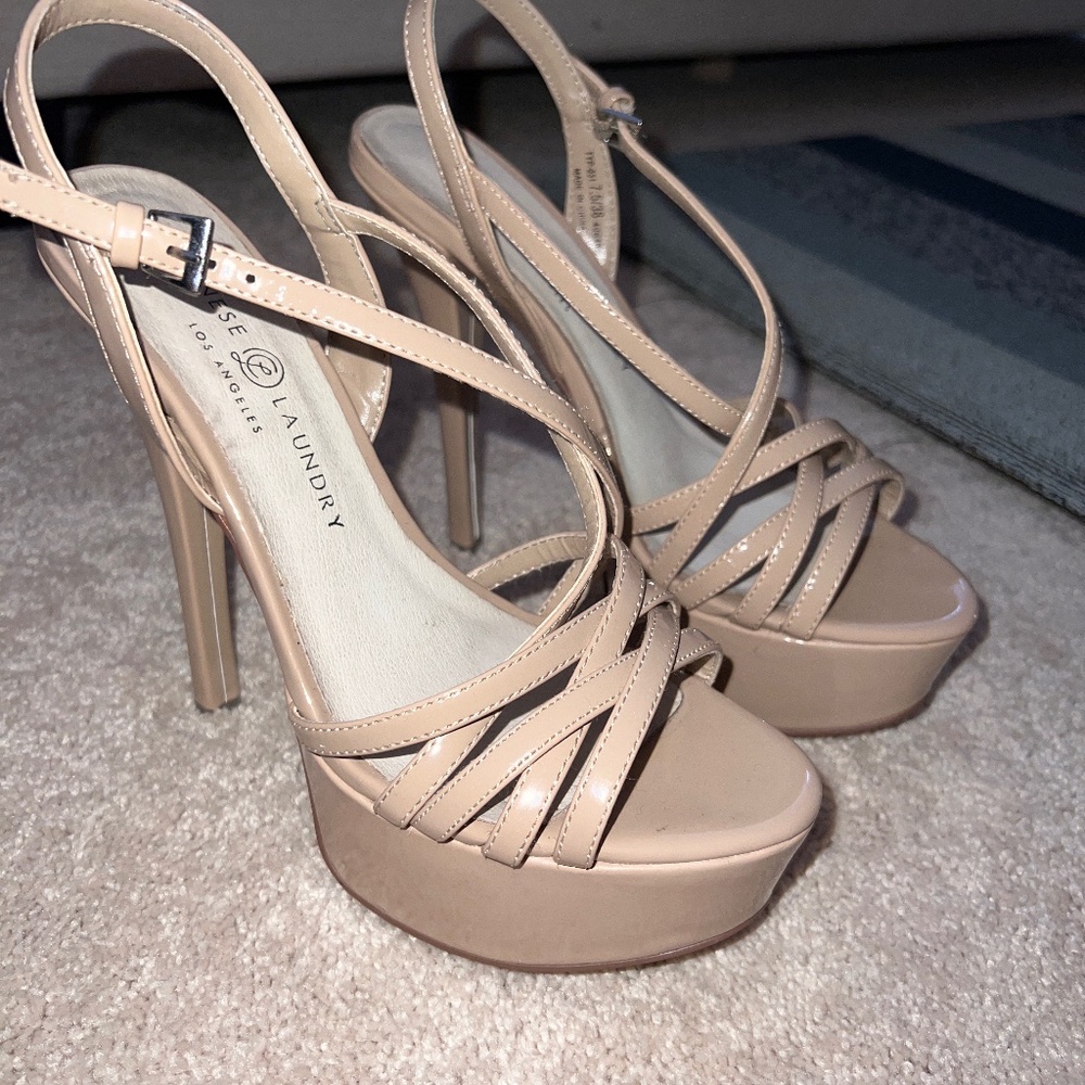 Chinese Laundry 7.5 TEASER PLATFORM SANDAL Nude